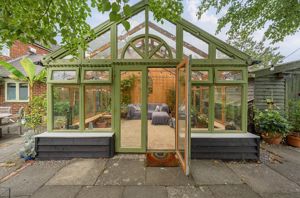 Photo 17- click for photo gallery